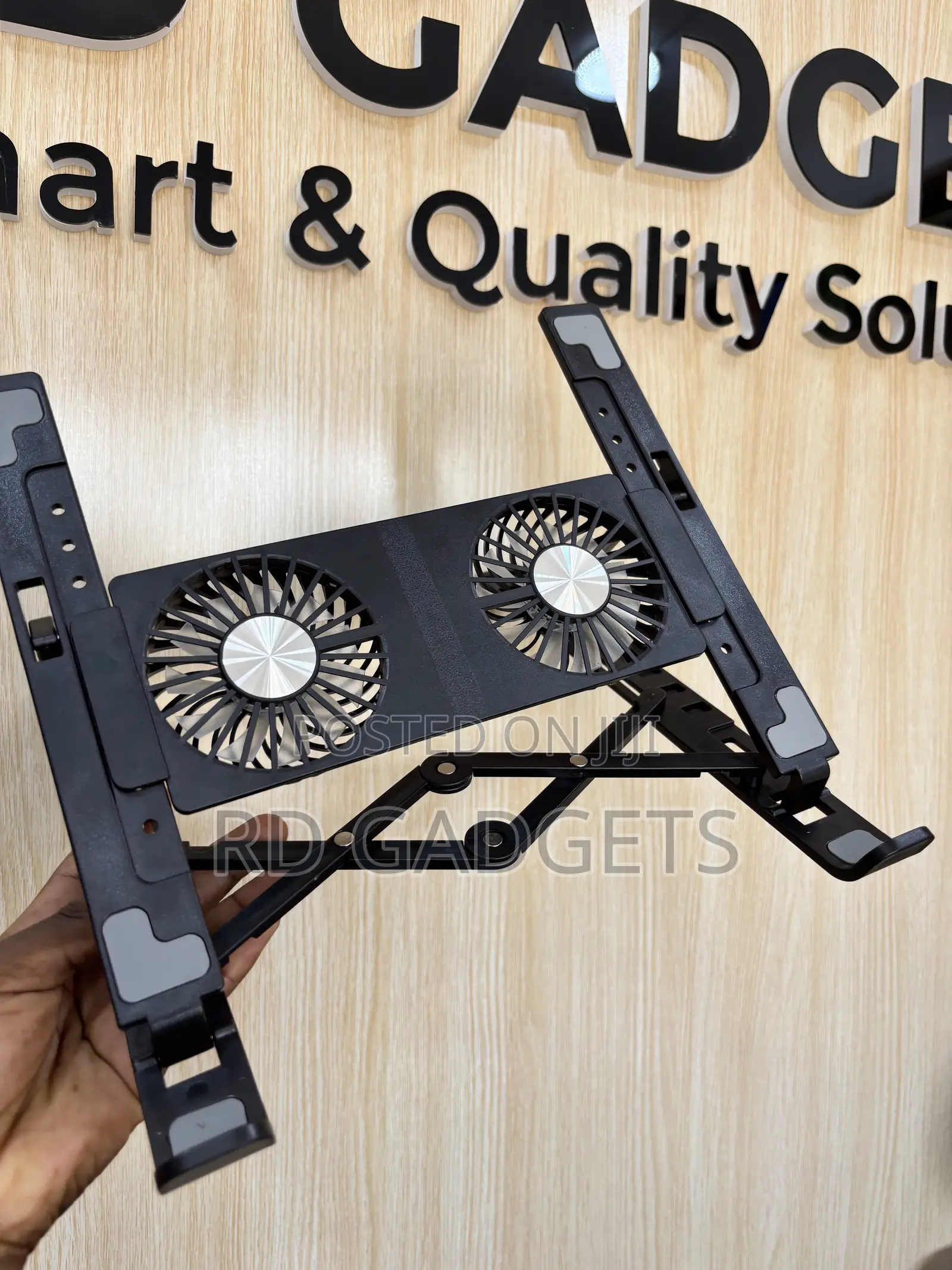Plastic Coolong Laptop Stand