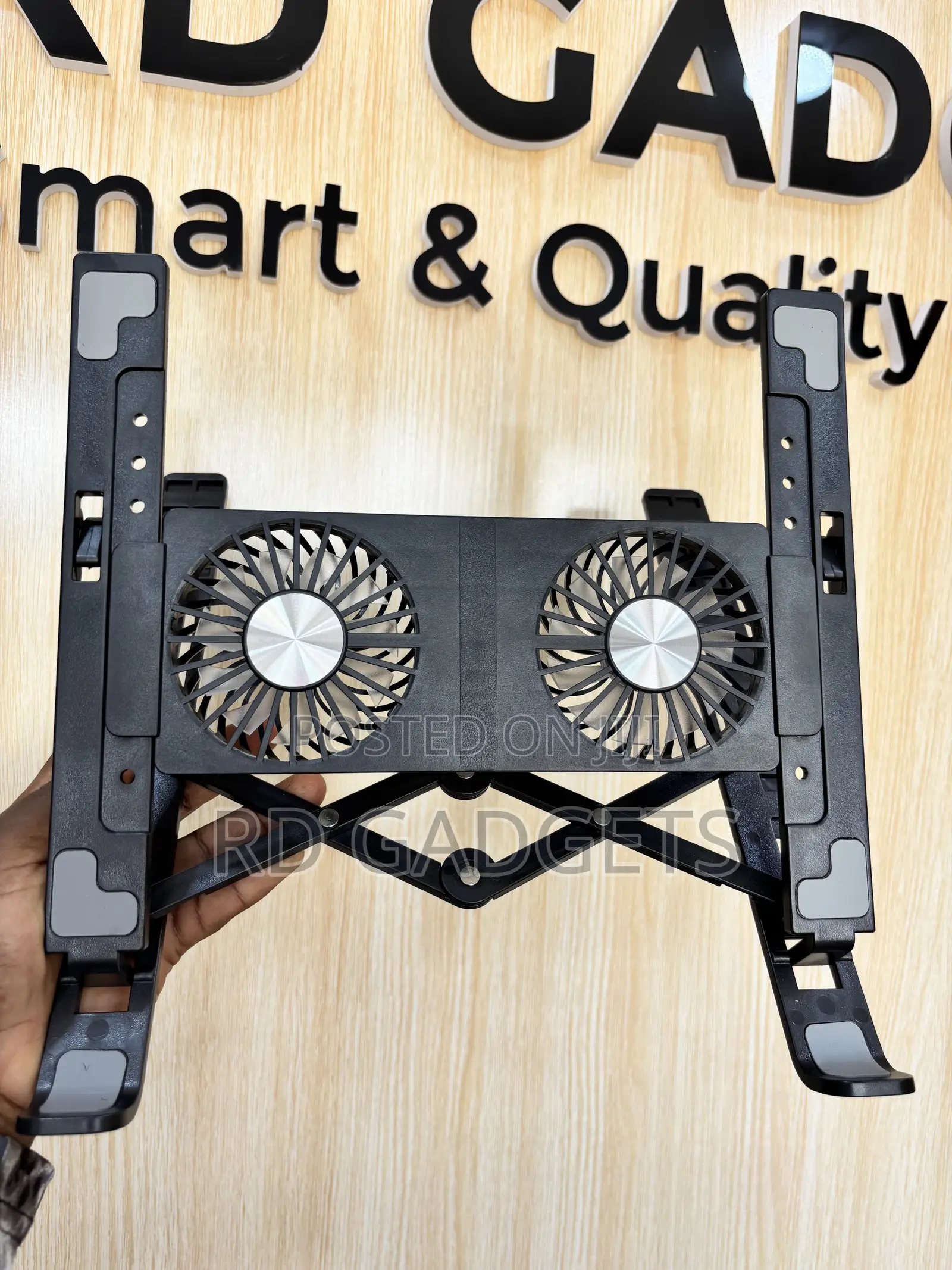 Plastic Coolong Laptop Stand