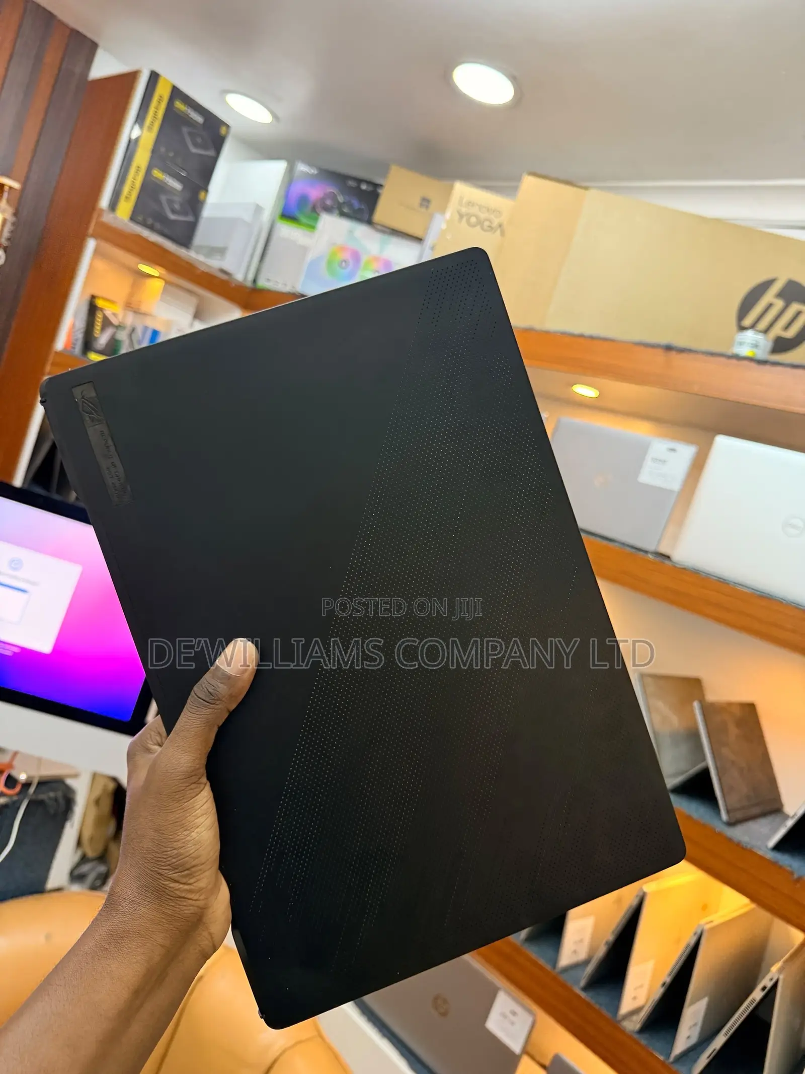 New Laptop Asus ROG Zephyrus M16 16GB Intel Core i7 SSD 512GB