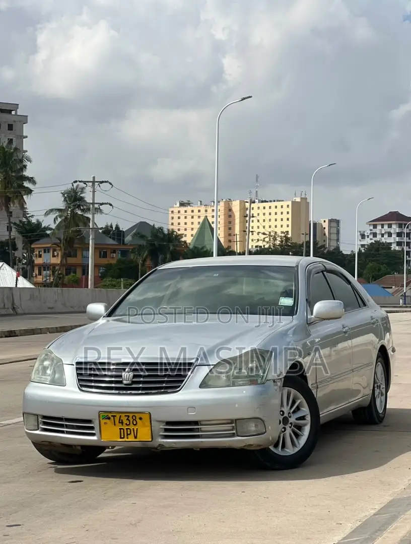 Toyota Crown 2007 Silver