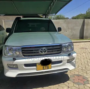 Toyota Land Cruiser 100 4.2 TD 2005 White