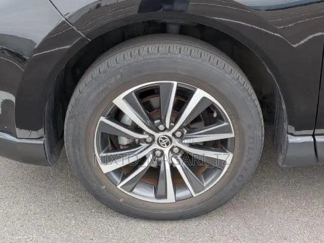 Toyota Harrier 2022 Black