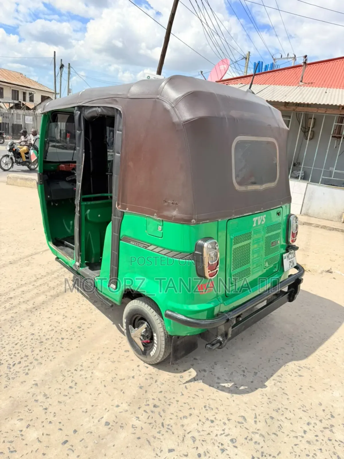 TVS King Deluxe Plus iTouch Start 2026 Green