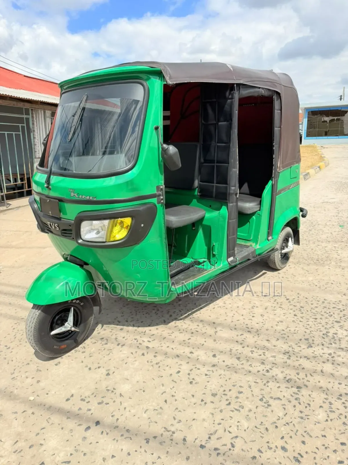 TVS King Deluxe Plus iTouch Start 2026 Green
