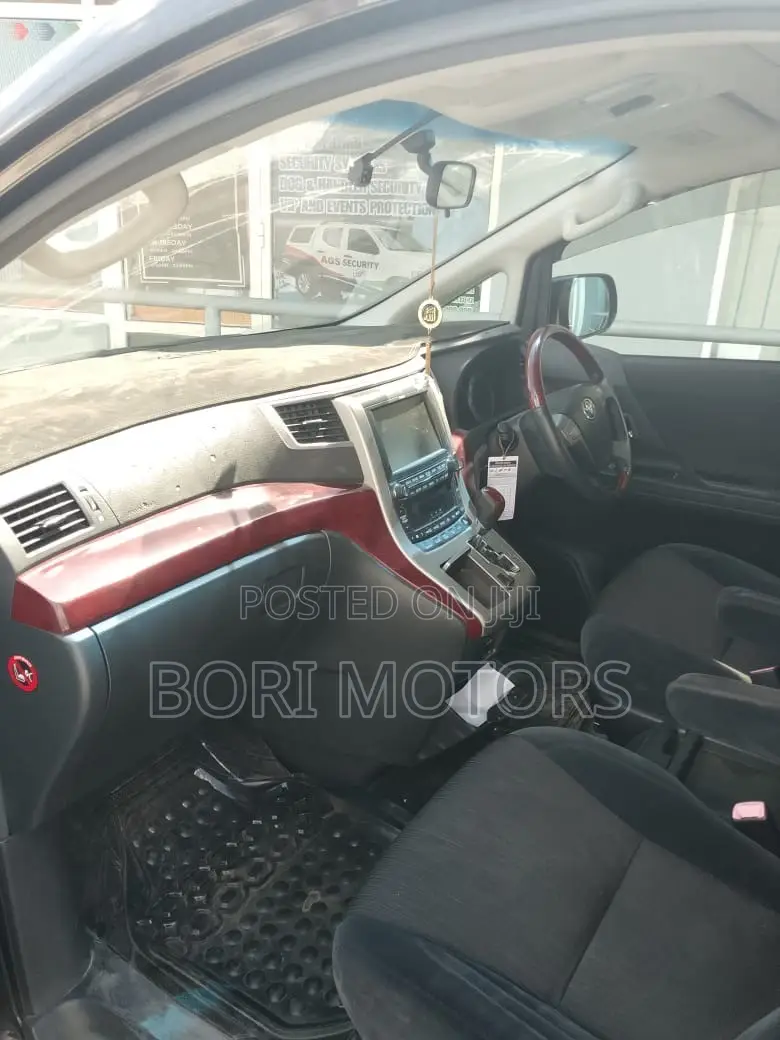 Toyota Alphard 2010 Black