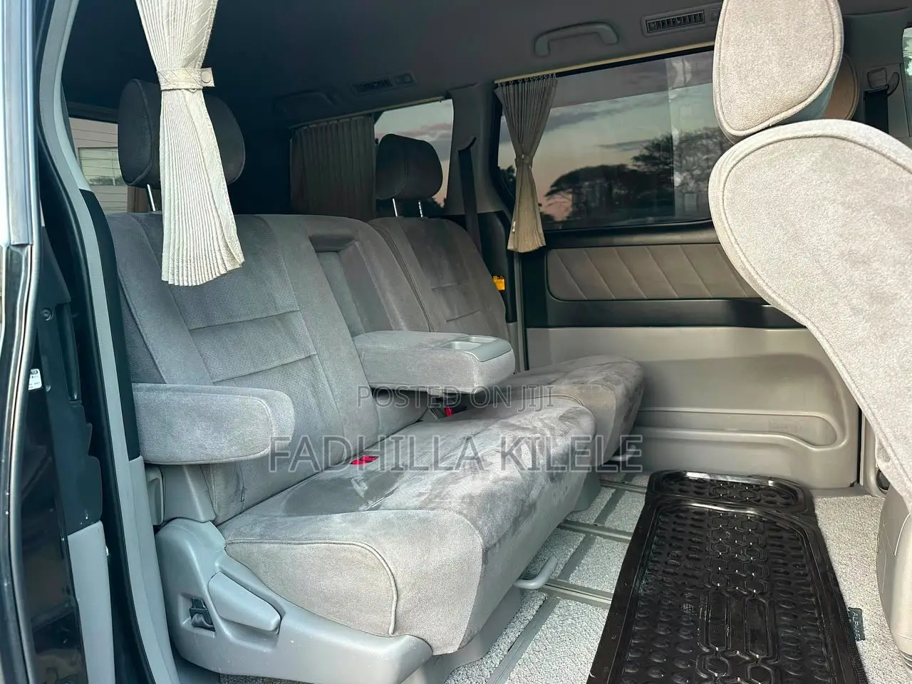 Toyota Alphard 2.4 Petrol AWD 2006 Black