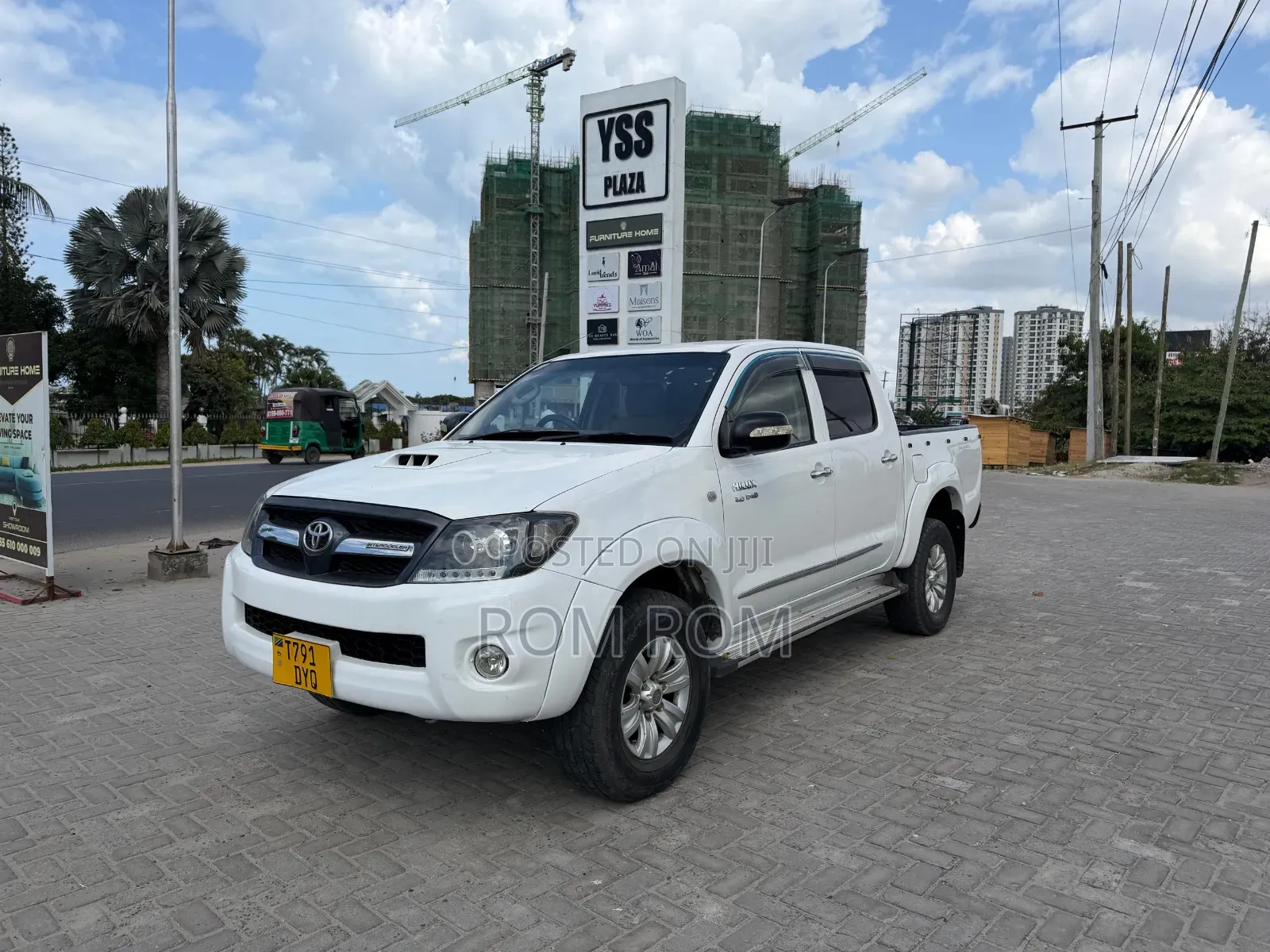 Toyota Hilux 2.5 Cab 2005 White