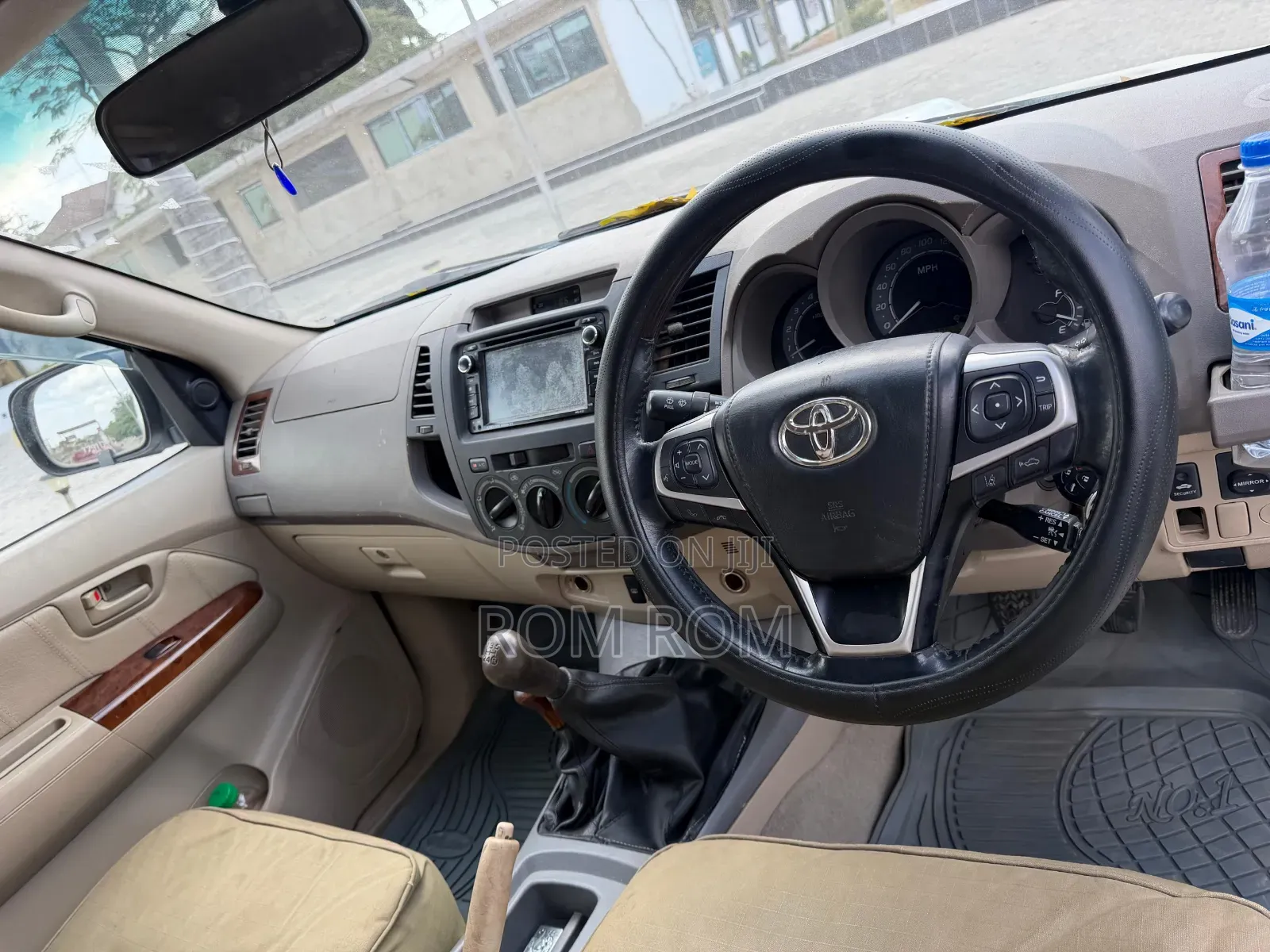 Toyota Hilux 2.5 Cab 2005 White