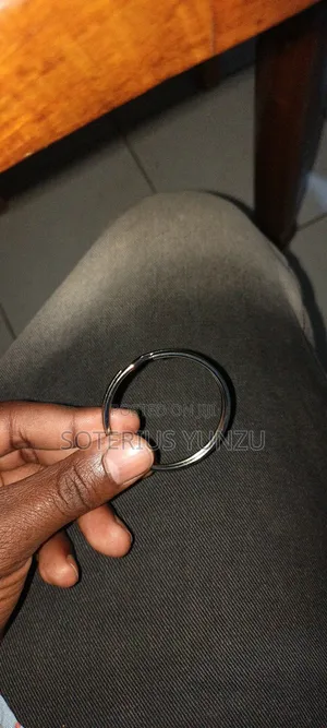 KEY RINGS-Material Hard Nickel