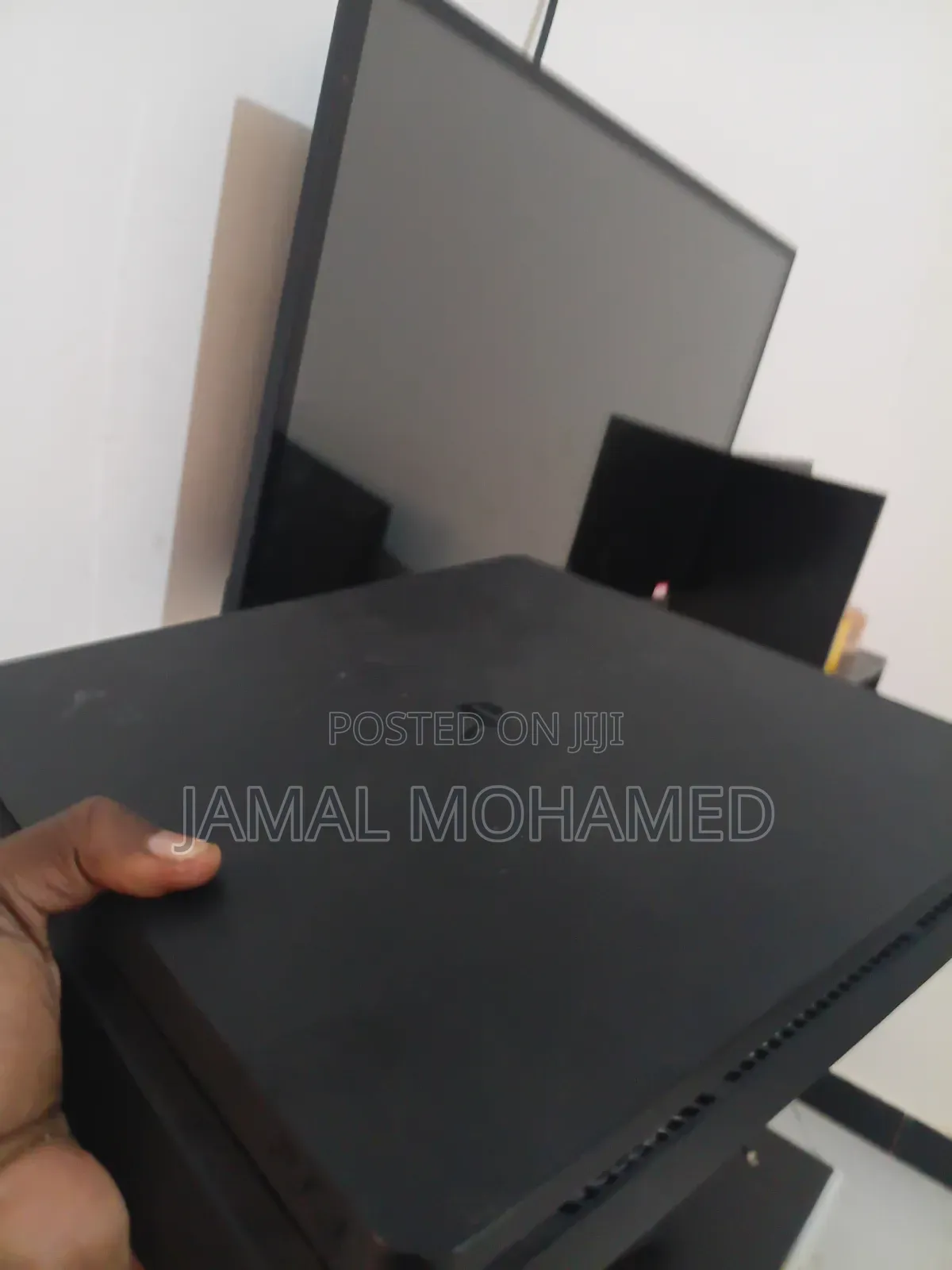 TV INCH 32 Na Playstation 4 Slim Full Package + Games 5 Ikiwemo Fifa