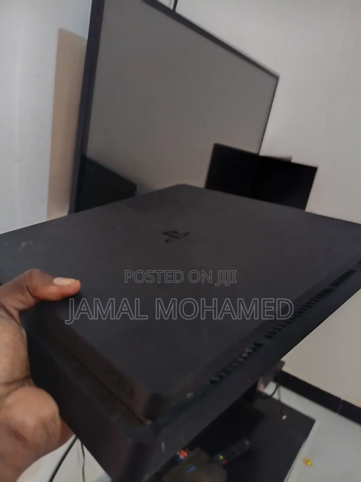 TV INCH 32 Na Playstation 4 Slim Full Package + Games 5 Ikiwemo Fifa
