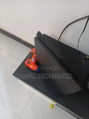 Playstation 4 Slim Full Package + Account Yenye Games 5 Ikiwemo Fifa