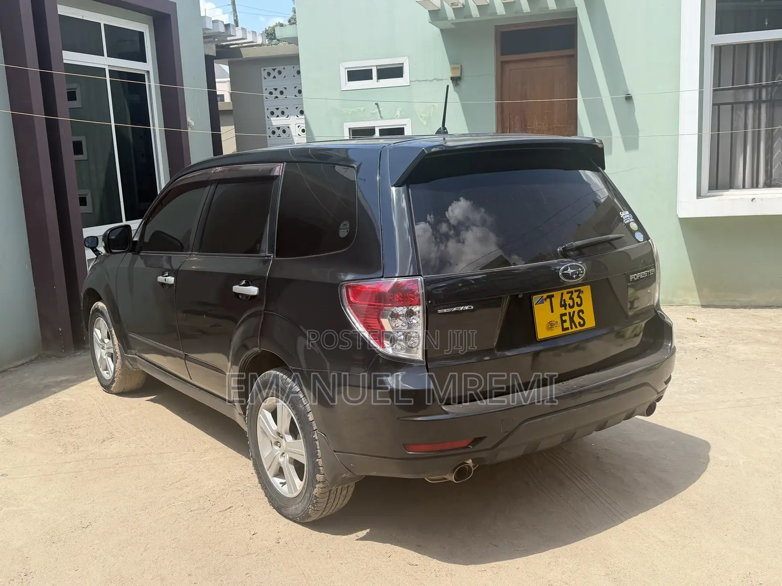 Subaru Forester 2012 Black