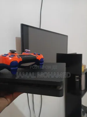 Playstation 4 Slim Full + Acount Yenye Games 5 Ikiwemo Fifa