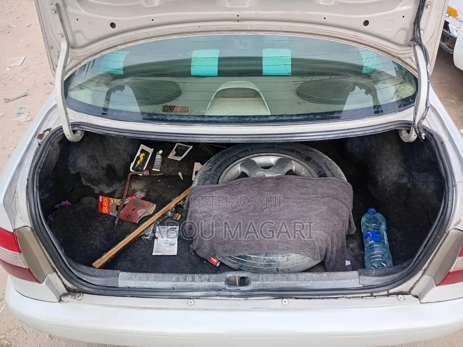Toyota Corolla 2000 White
