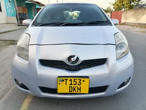 New Toyota Vitz 2008 Silver