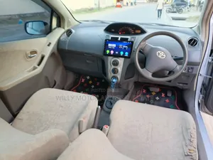 New Toyota Vitz 2008 Silver