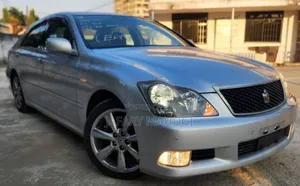 New Toyota Crown 2009 Silver