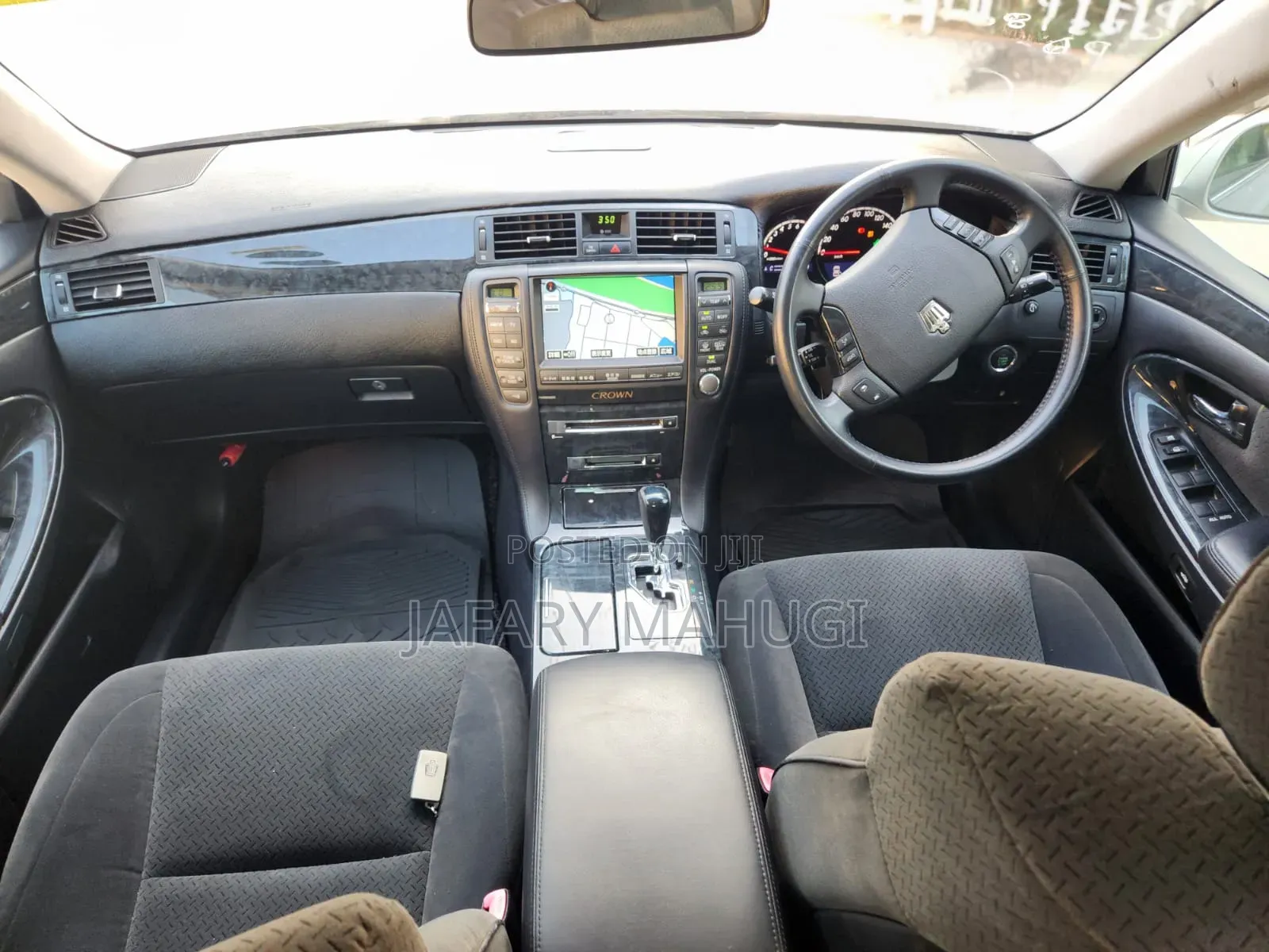 New Toyota Crown 2009 Silver