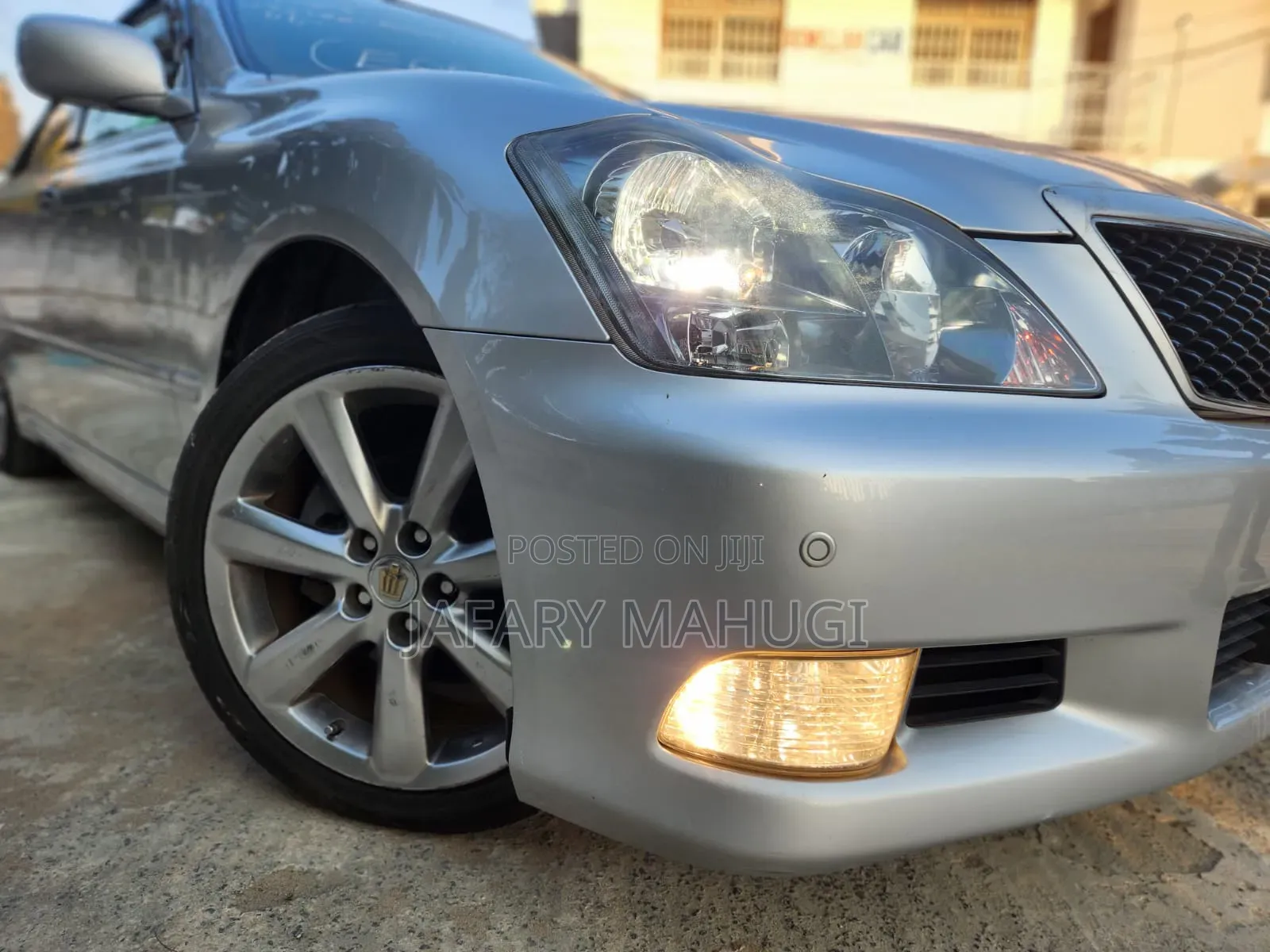 New Toyota Crown 2009 Silver