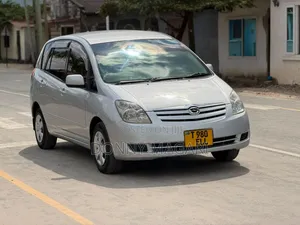 Toyota Corolla Spacio 2004 Silver