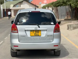 Toyota Corolla Spacio 2004 Silver