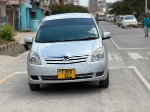 Toyota Corolla Spacio 2004 Silver