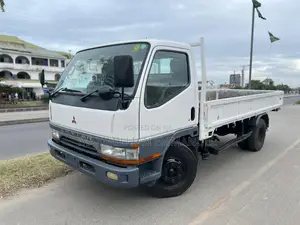Mitsubishi Canter 2013 White