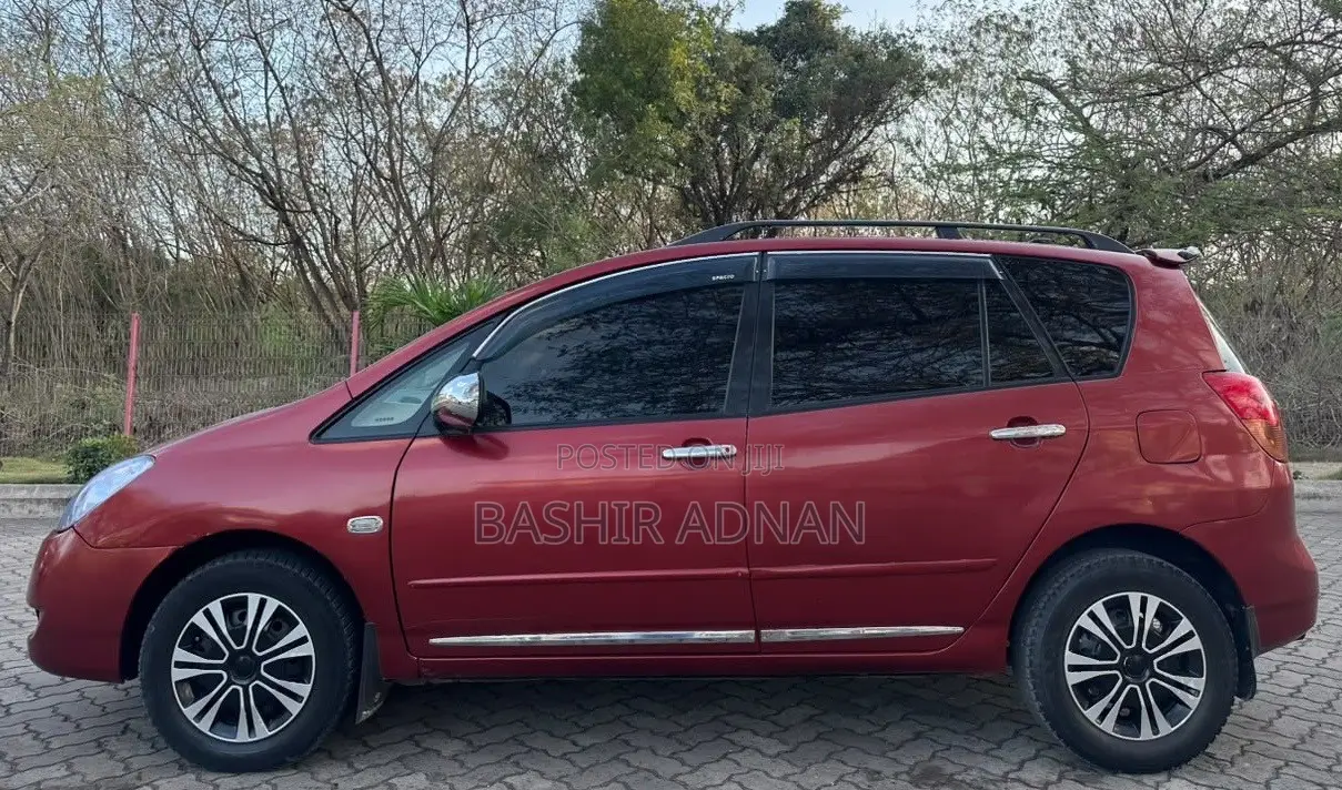 Toyota Corolla Spacio 1.5 X 2005 Maroon