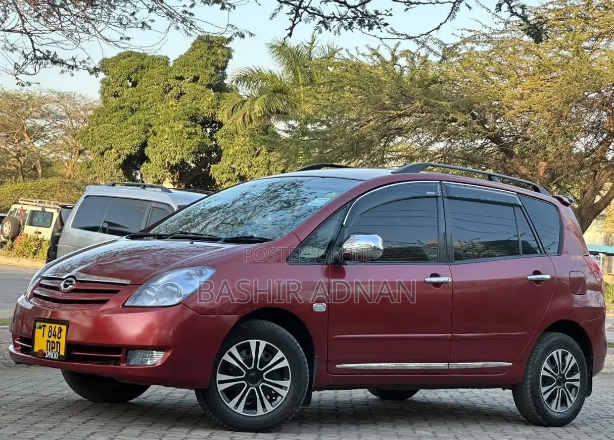 Toyota Corolla Spacio 1.5 X 2005 Maroon