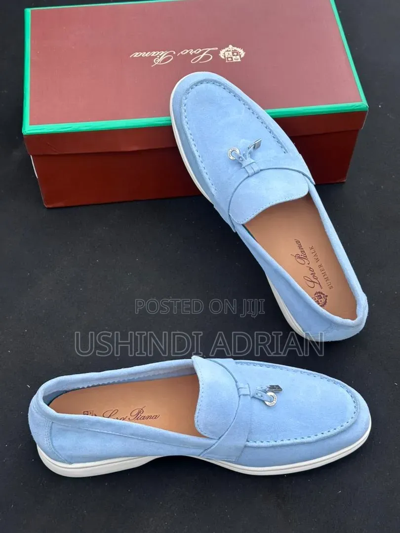Executive Loafer Shoes👞size: 39–46
💰wholesale Price: 150,000/=🧨