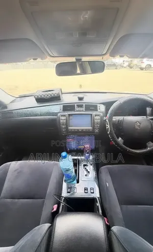 Toyota Crown Royale 2005 White