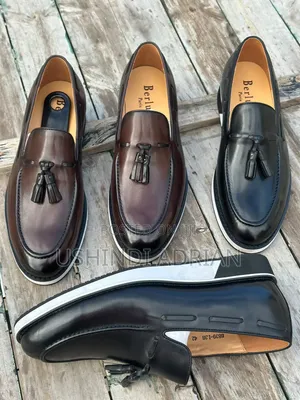 Royal Class Formal Shoes👞size: 39–46💰wholesale Price: 150,000/=🧨