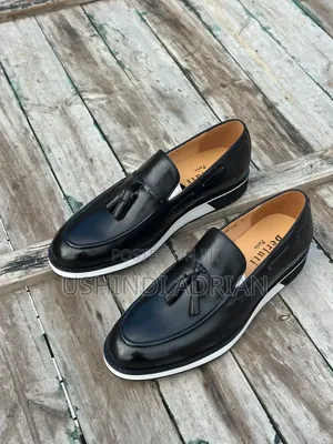 Royal Class Formal Shoes👞size: 39–46💰wholesale Price: 150,000/=🧨