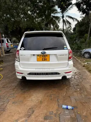 Subaru Forester 2011 White