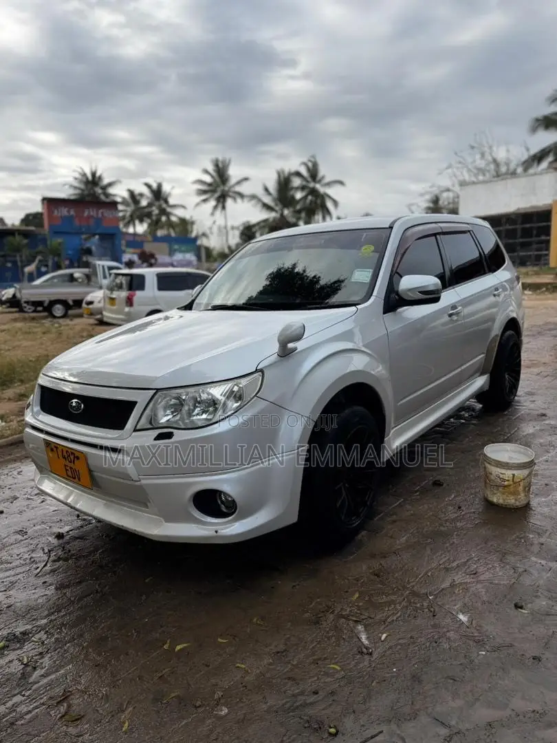 Subaru Forester 2011 White