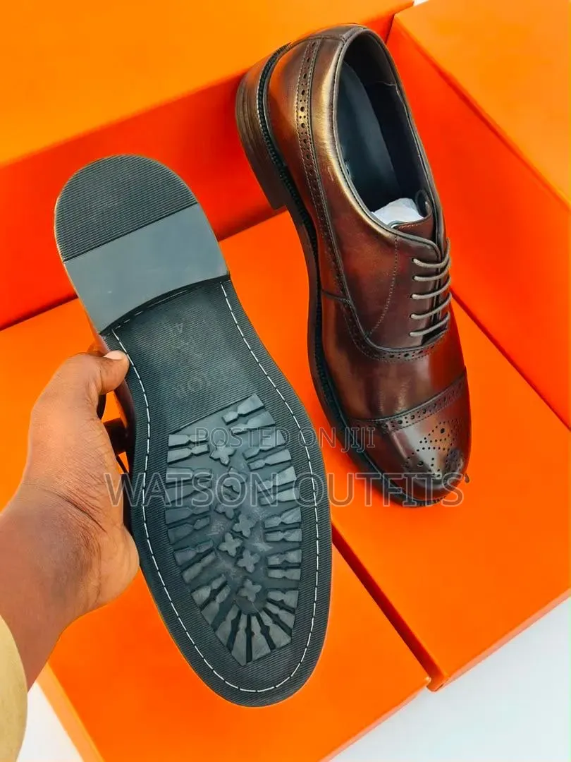 Clarks and DIOR BRANDs 2 Colours Men's Leather Shoes MATERIALS Class A