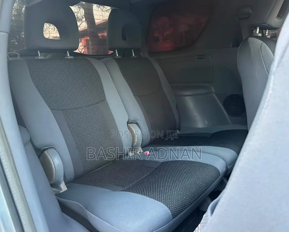 Toyota RAV4 Automatic 2003 Silver