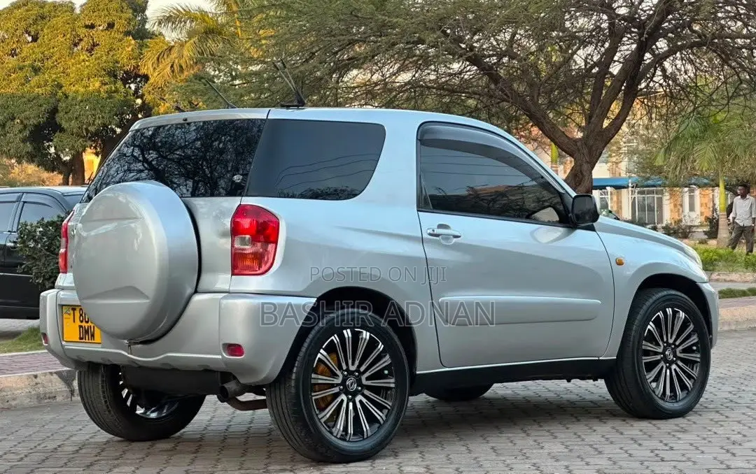 Toyota RAV4 Automatic 2003 Silver