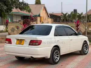 Toyota Carina 2001 White