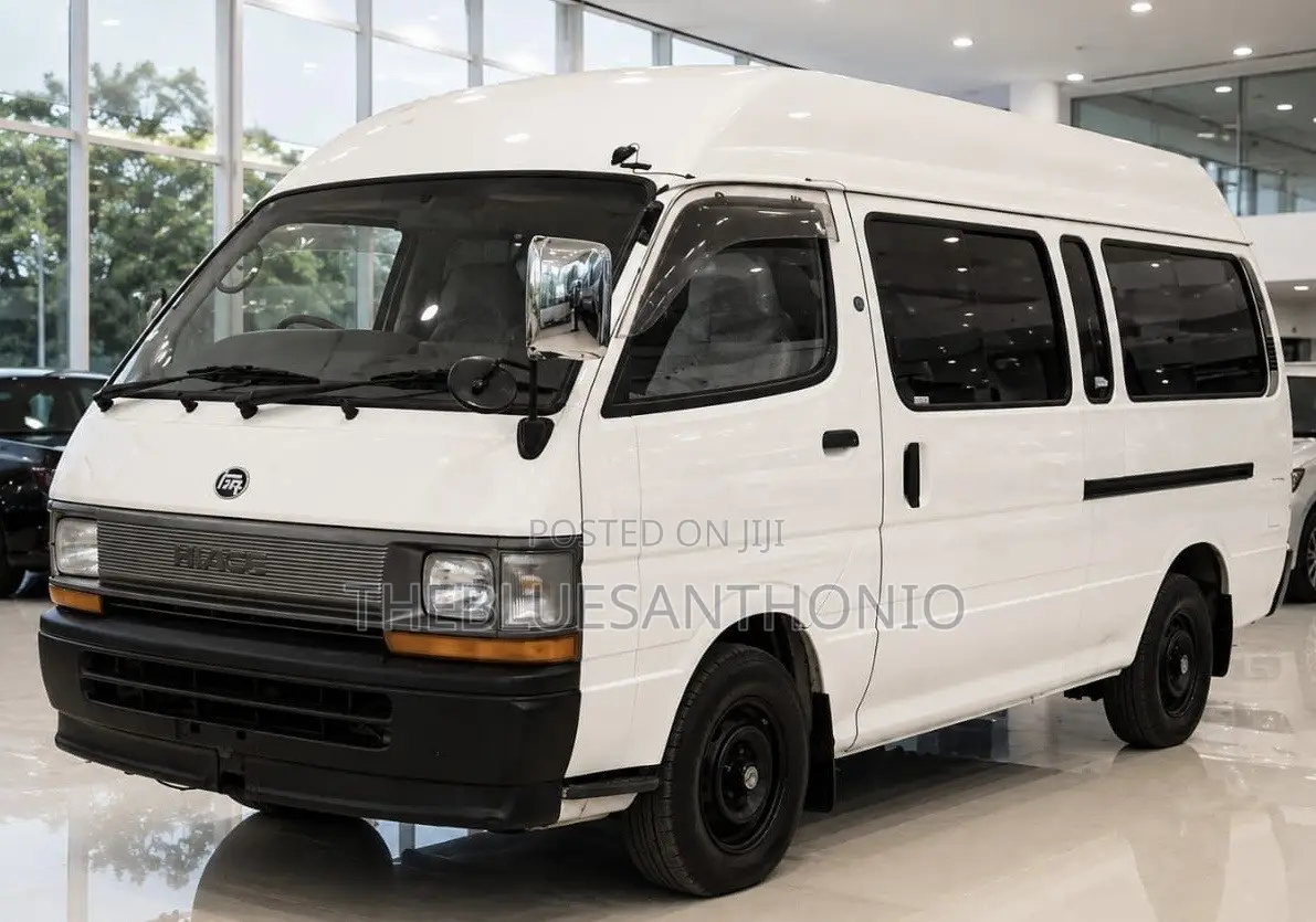 Toyota HiAce 2002 White