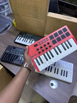 Rangi Nne Za MIDI Keyboard Keys 25