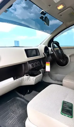 Toyota Passo 2011 Gray