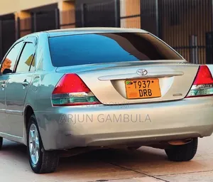 Toyota Mark II 2004 Silver