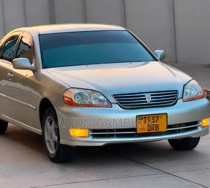 Toyota Mark II 2004 Silver