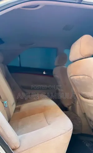 Toyota Mark II 2004 Silver