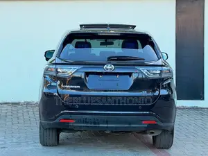 Toyota Harrier 2016 Blue