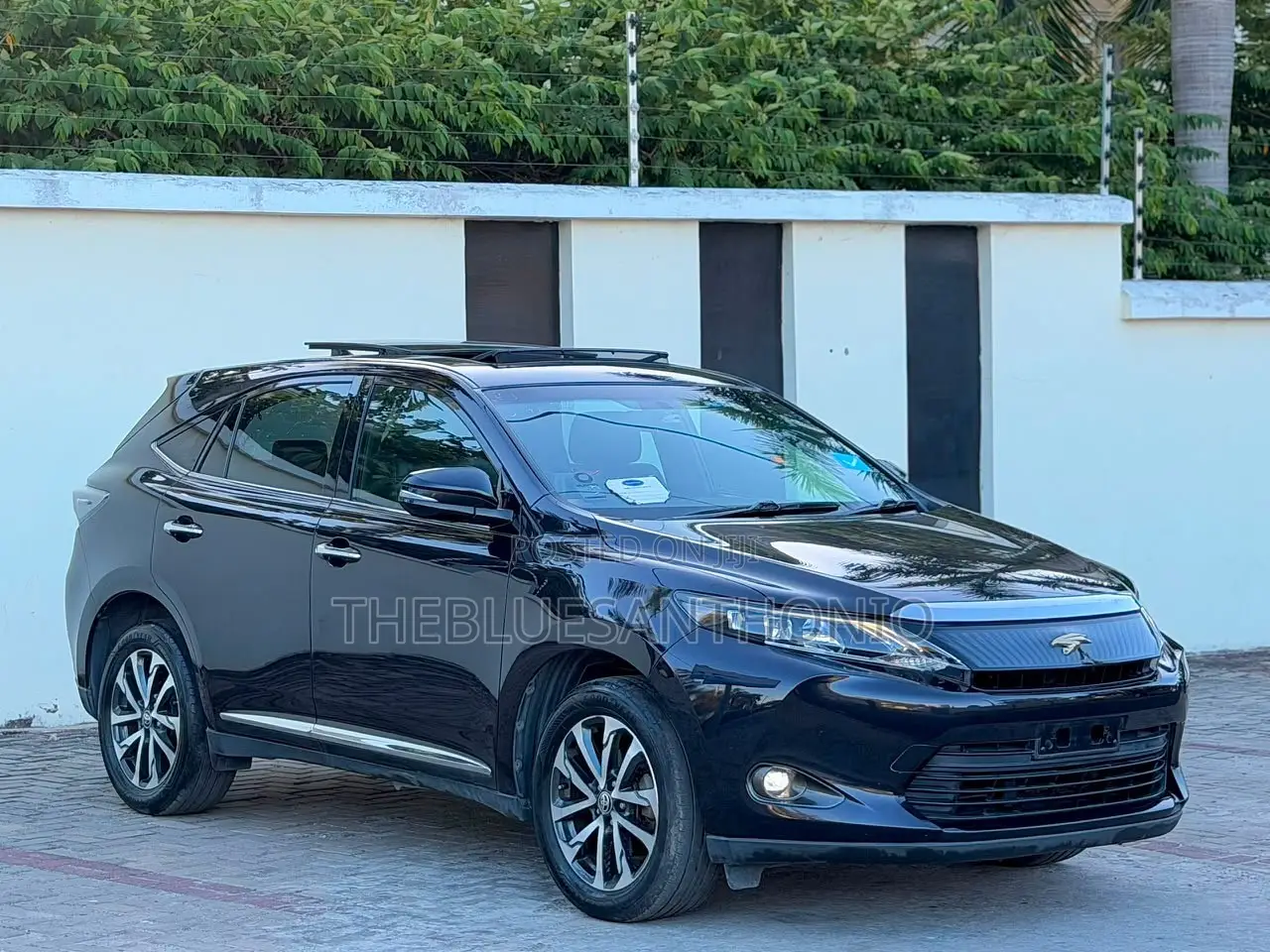 Toyota Harrier 2016 Blue