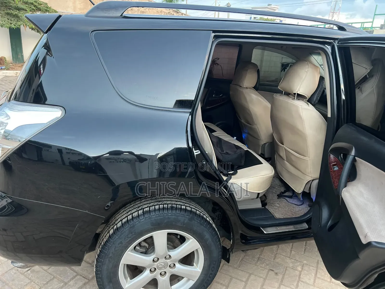 Toyota Vanguard 2008 Black