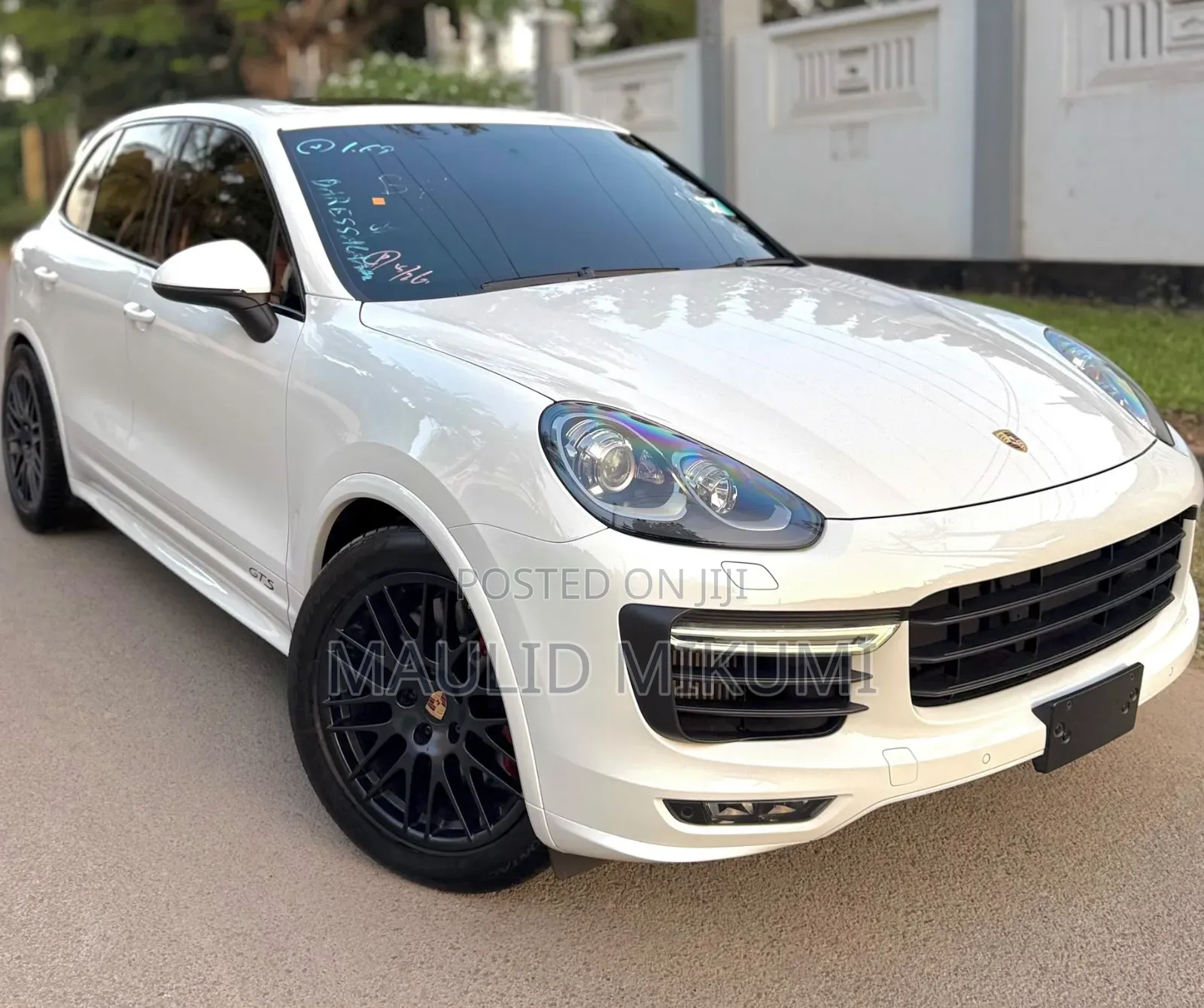 Porsche Cayenne 2016 White